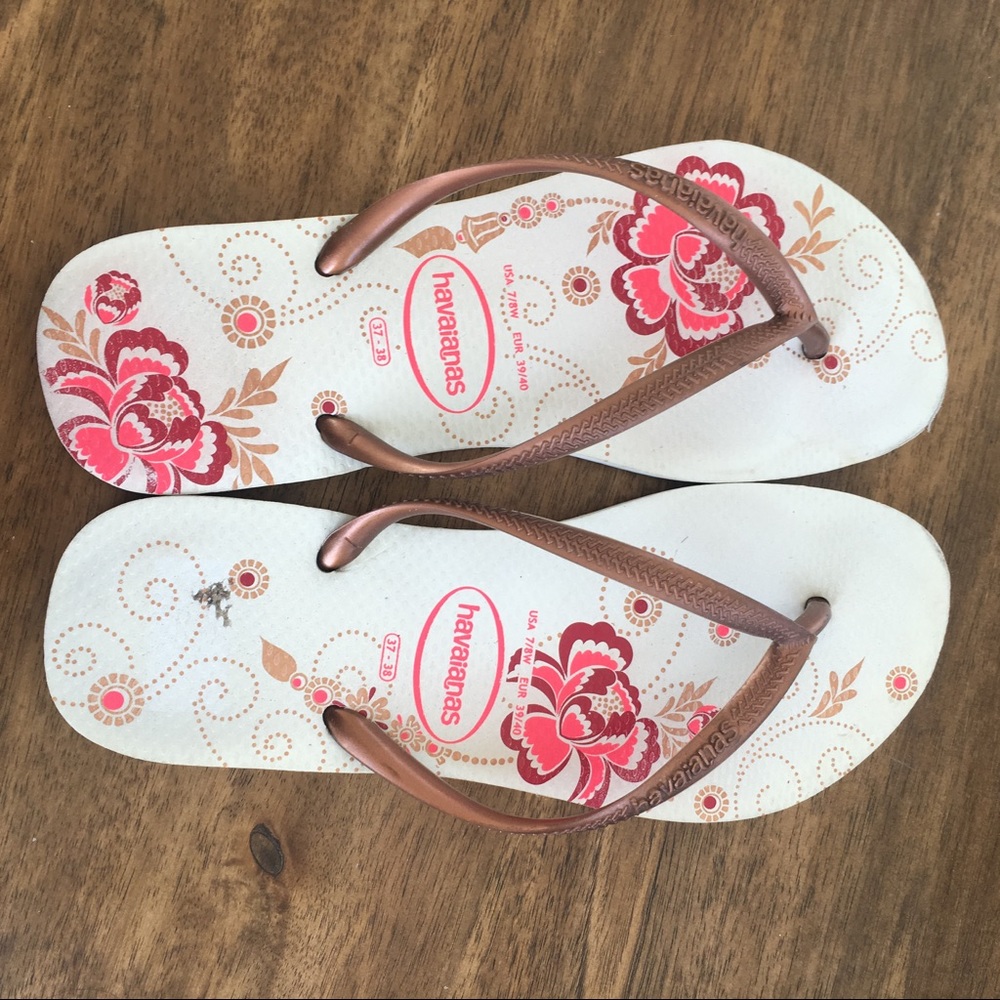 Havaianas flip flops - like new